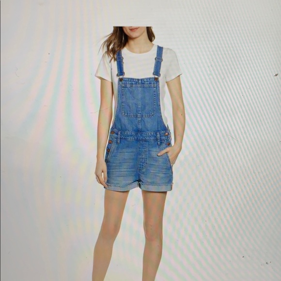 Madewell Denim - HOST PICK!!!! madewell Adirondack Short Overalls